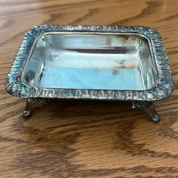 box - Picture 2 of 8